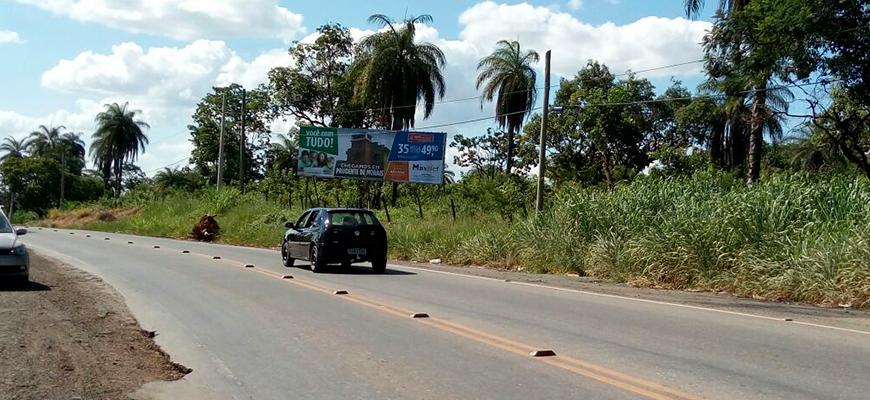 PAINEL COMEX DIGITAL - Tamanho: 9,00 x 3,00 m -Situado na Rodovia MG 424 KM 41 - Sentido Matozinhos à Sete Lagoas MG (lado direita da pista)